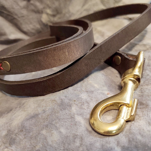 Buffalo leather leash thick brown leather, stitched and rivets, strong, handmade, elegant, solid brass hardware, carabiner, clip